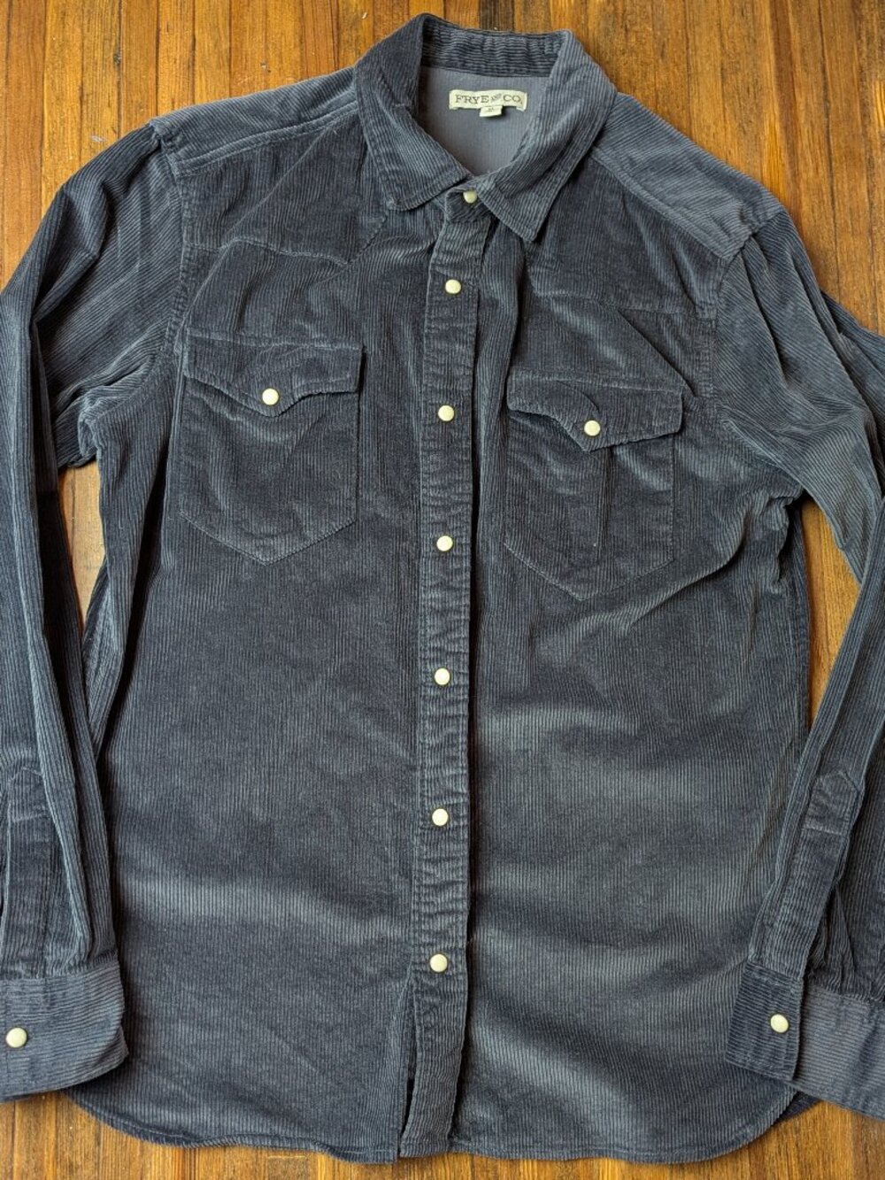Frye and Co. Men’s Medium Gray Corduroy Western Shirt Pearl Snap Long Sleeve
